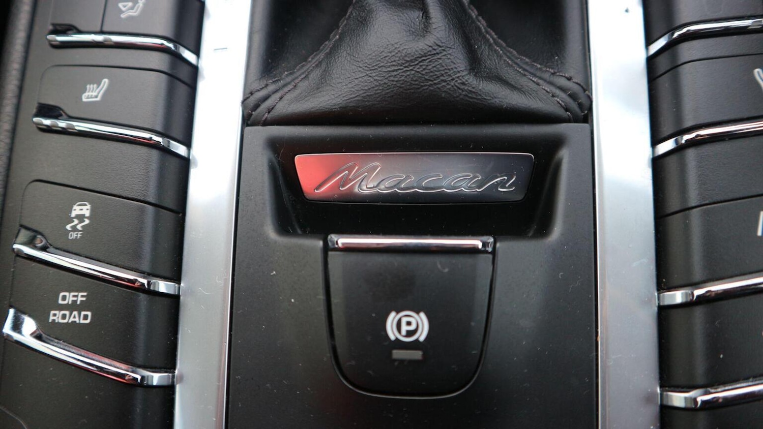 Used Porsche Macan 2019 for sale - 76618572: Photo 41