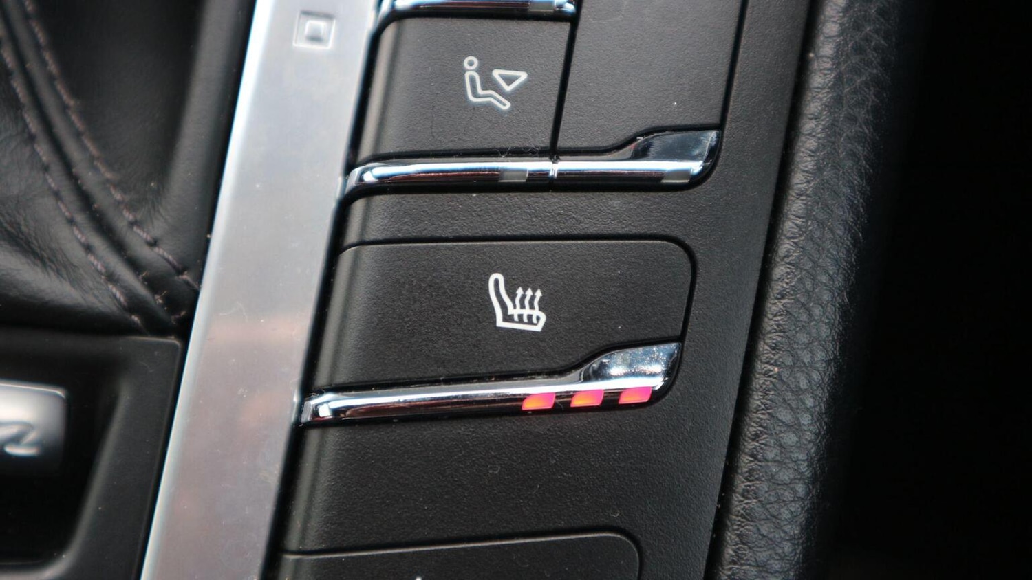 Used Porsche Macan 2019 for sale - 76618572: Photo 43