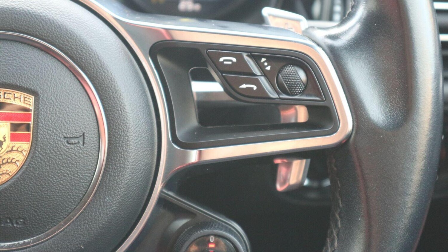 Used Porsche Macan 2019 for sale - 76618572: Photo 47