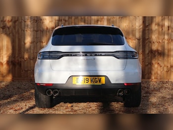 Used Porsche Macan 2019 for sale - 76618572: Photo