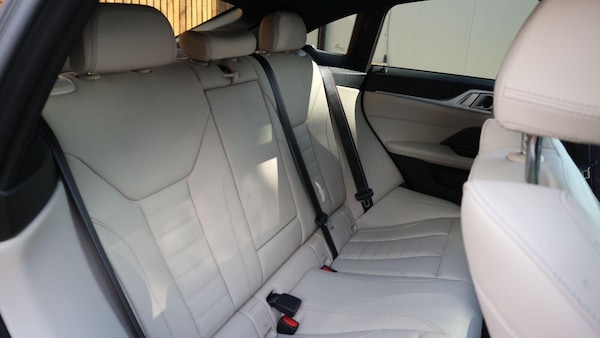 Used BMW i4 2022 for sale - 76211738: Photo 36