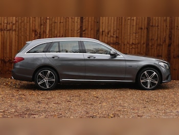 Used Mercedes-Benz C Class 2020 for sale - 76510967: Photo