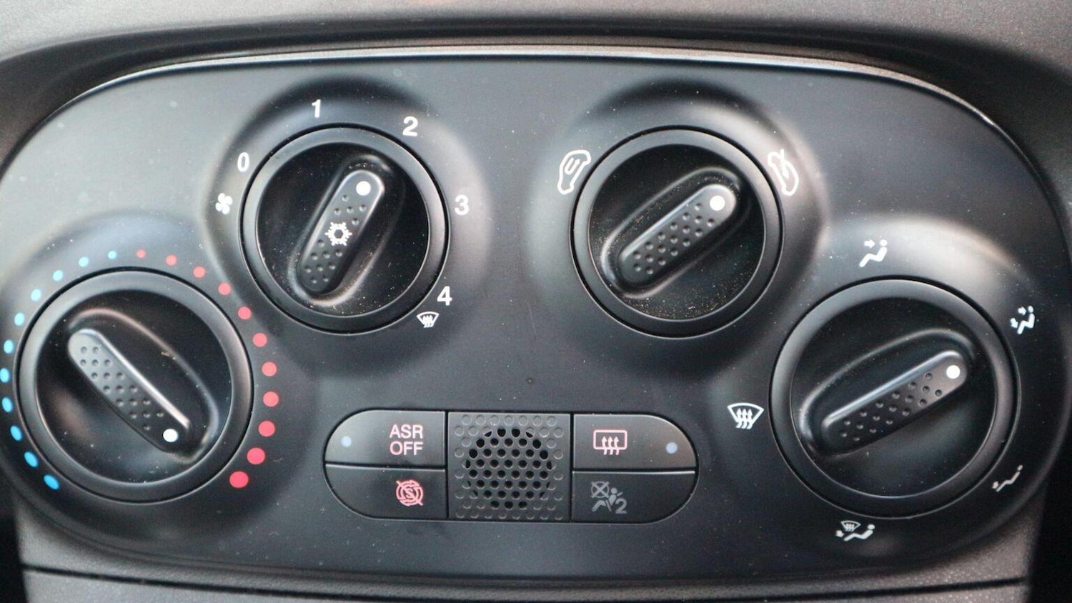 Used Fiat 500 2022 for sale - 76579982: Photo 32