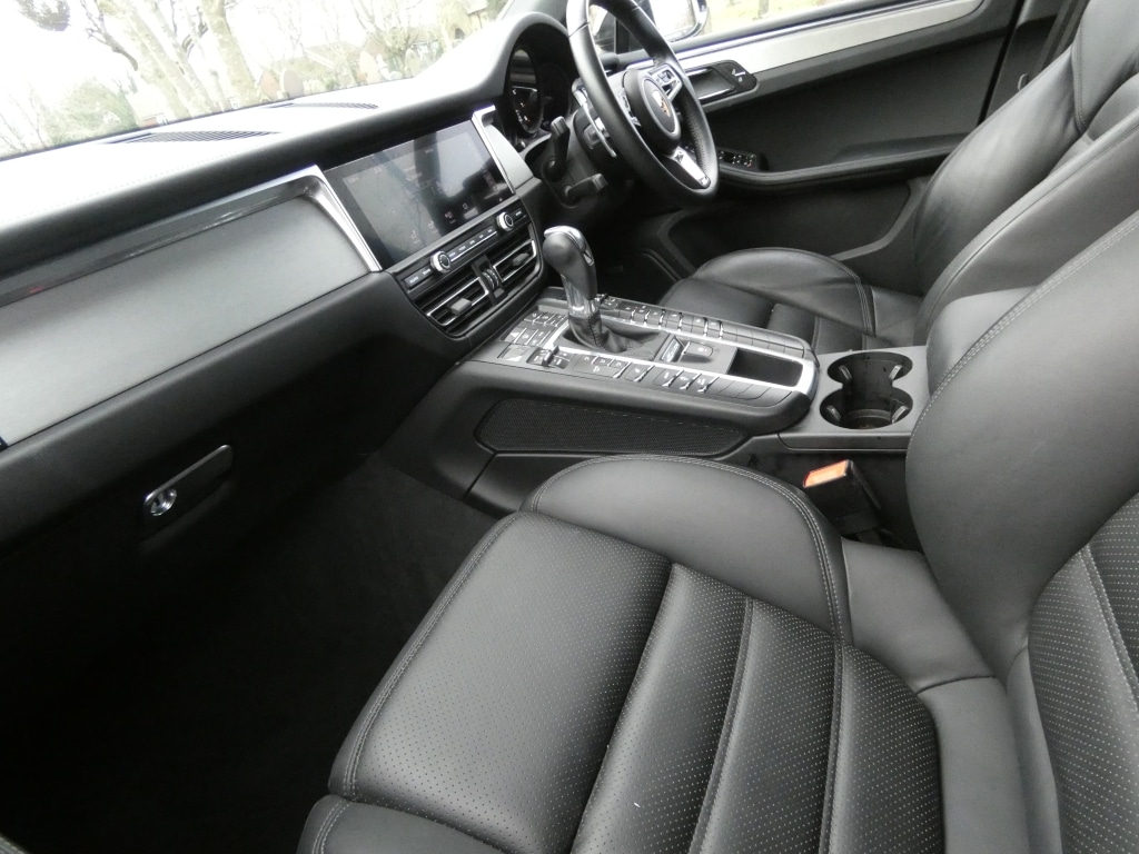 Used Porsche Macan 2019 for sale - 76713357: Photo 14