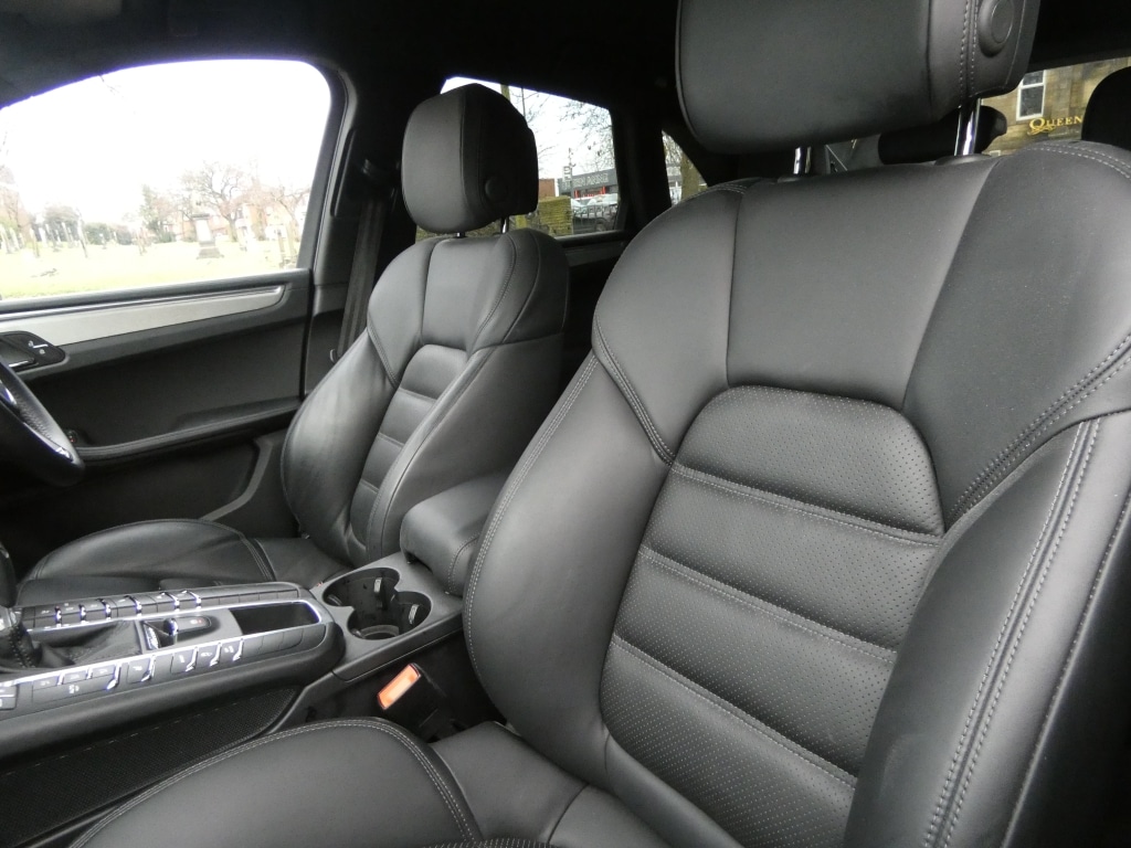 Used Porsche Macan 2019 for sale - 76713357: Photo 15