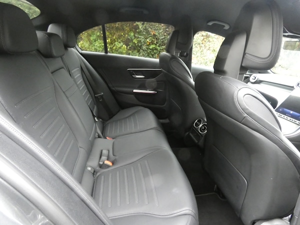 Used Mercedes-Benz C Class 2024 for sale - 76129140: Photo 5