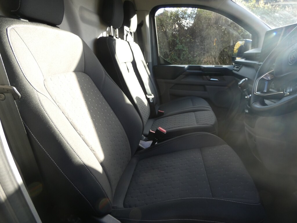 Used Ford Transit Custom 2024 for sale - 75996595: Photo 8