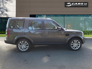 Used Land Rover Discovery 2016 for sale - 76115653: Photo