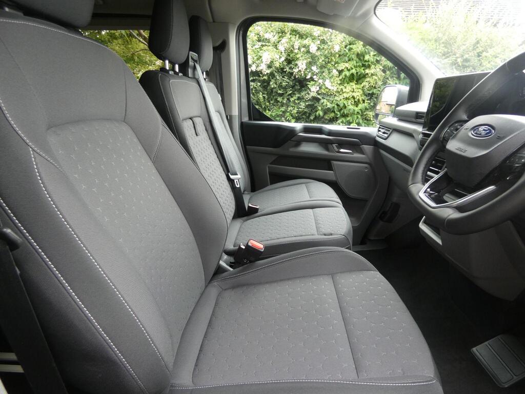 Used Ford Tourneo Custom 2024 for sale - 76293377: Photo 13