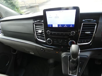 Used Ford Tourneo Custom 2022 for sale - 75920531: Photo