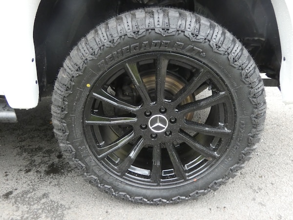 Used Mercedes-Benz X-Class 2019 for sale - 68641921: Photo 11