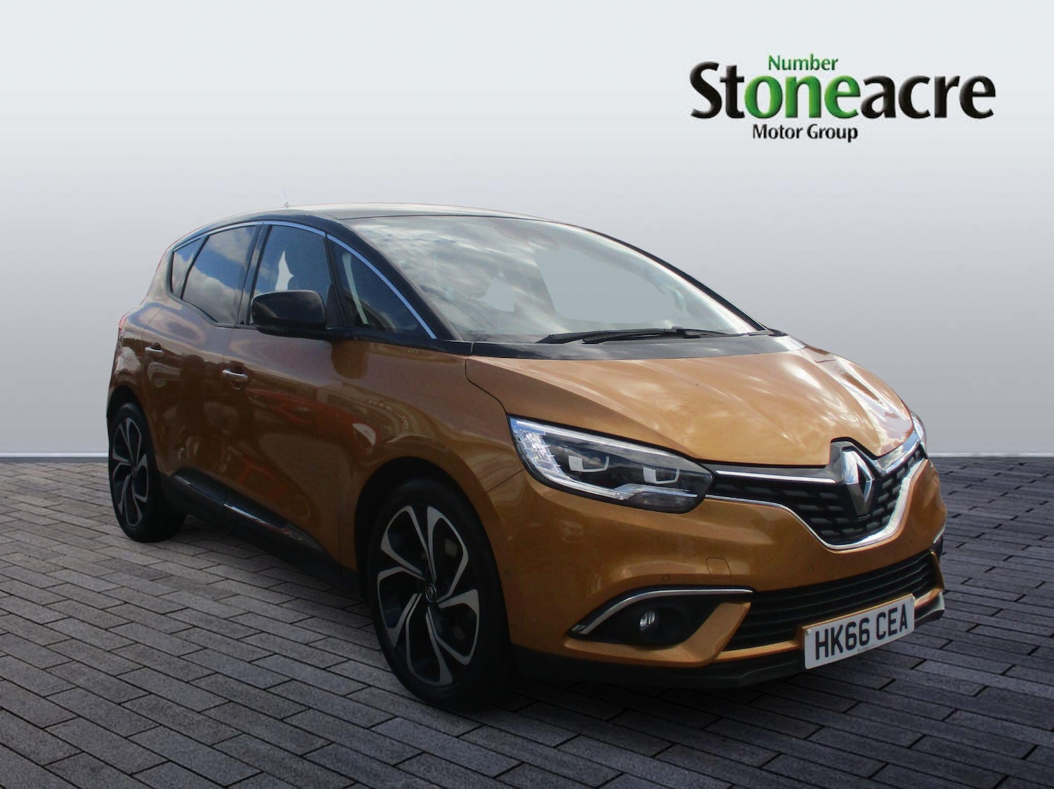 Used Renault Scenic 2016 for sale - 76440957: Photo 1