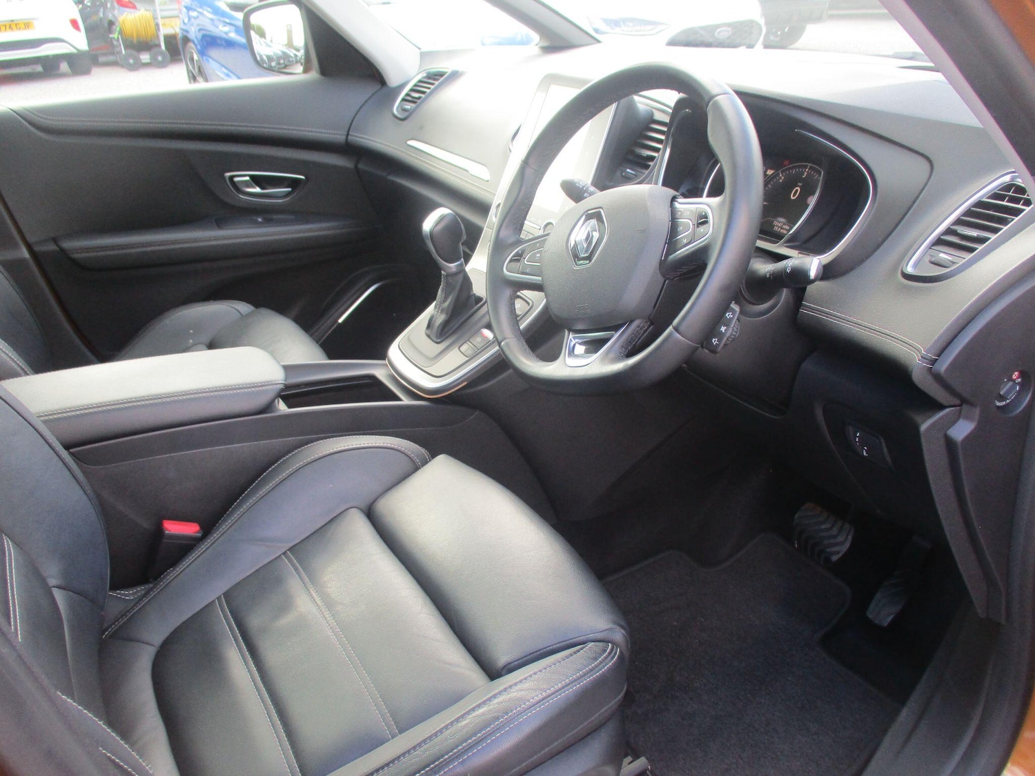 Used Renault Scenic 2016 for sale - 76440957: Photo 11