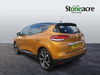 Used Renault Scenic 2016 for sale - 76440957: Photo