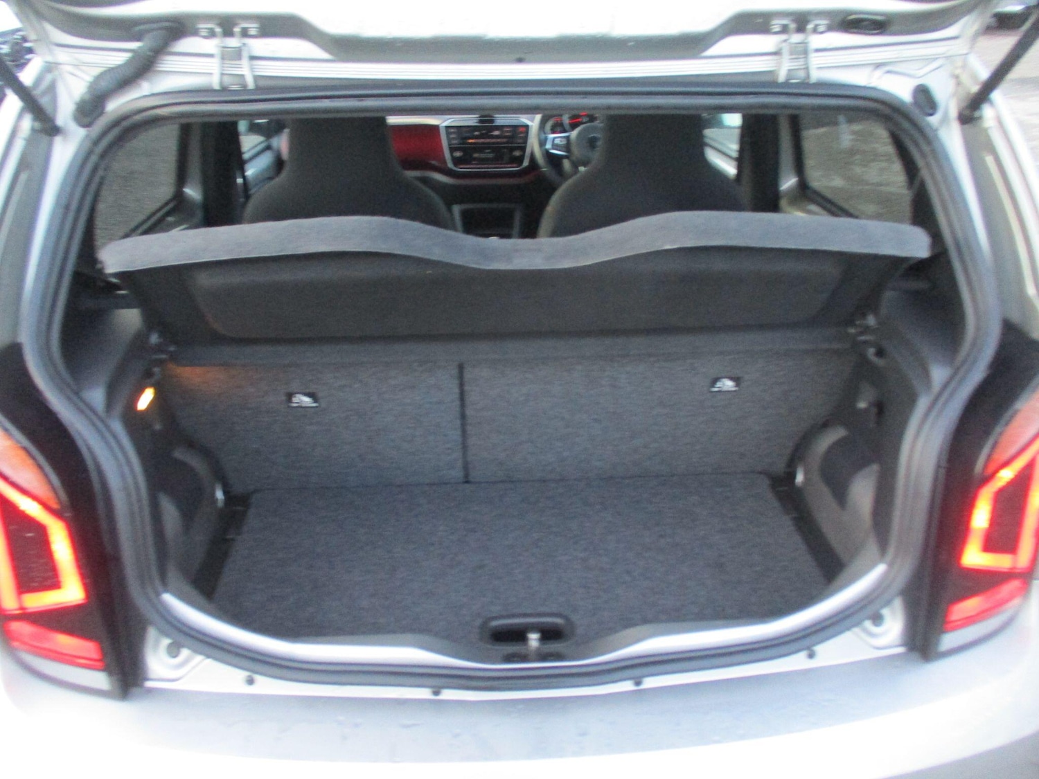 Used Volkswagen up! 2020 for sale - 76849601: Photo 14