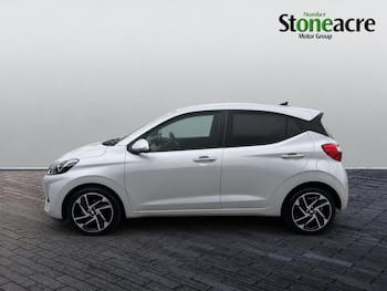 Used Hyundai i10 2023 for sale - 79830686: Photo