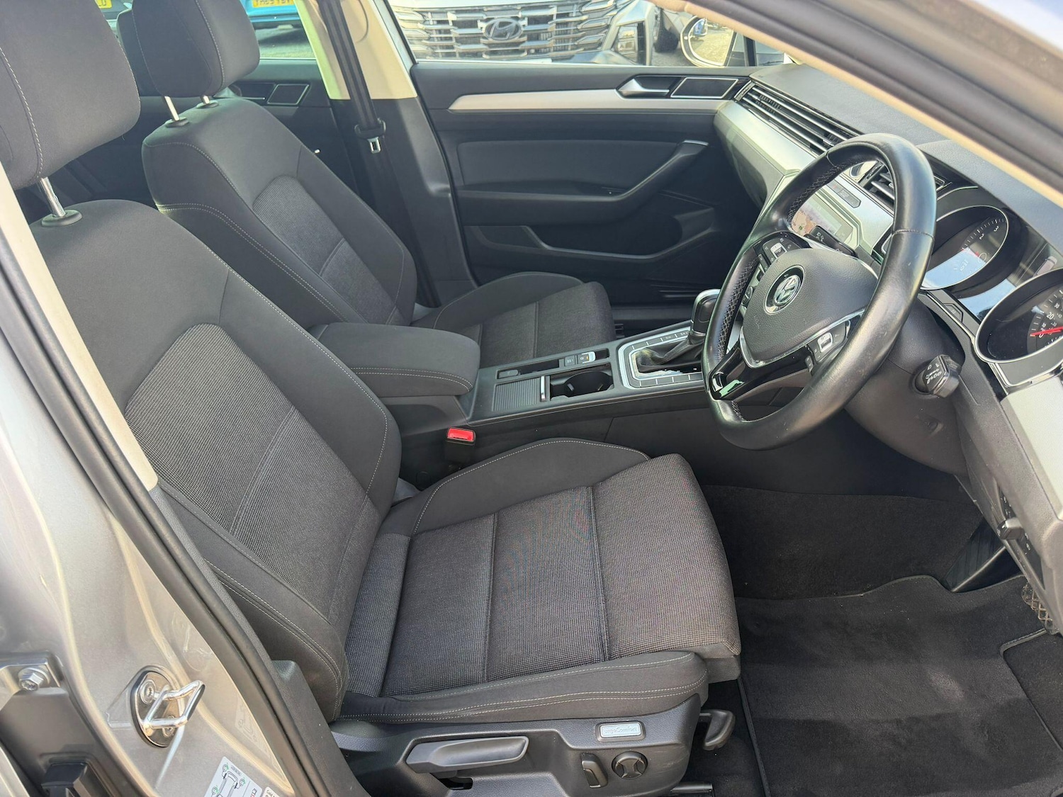 Used Volkswagen Passat 2019 for sale - 77559600: Photo 17