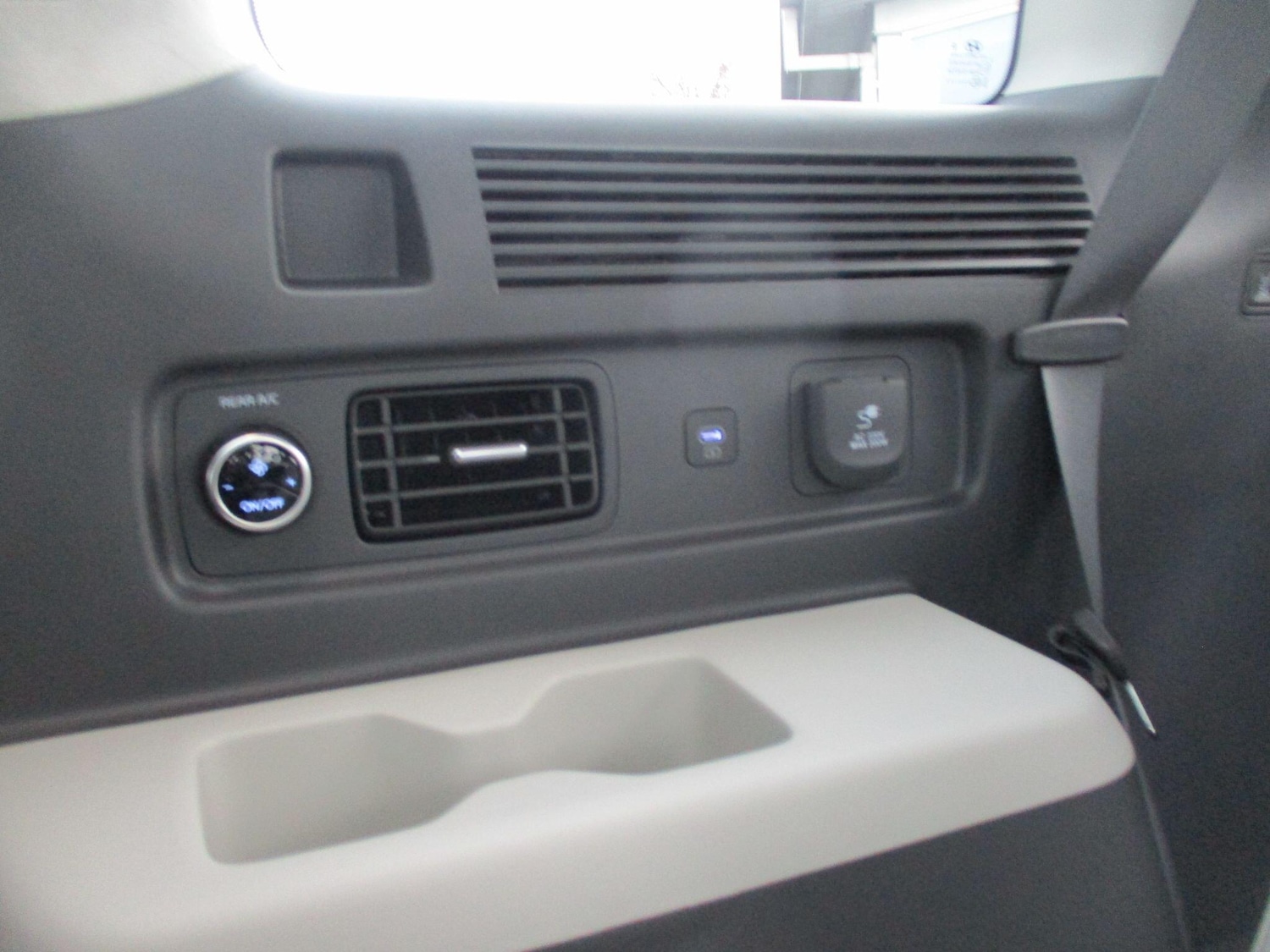 Used Hyundai Santa Fe for sale - 77315148: Photo 42