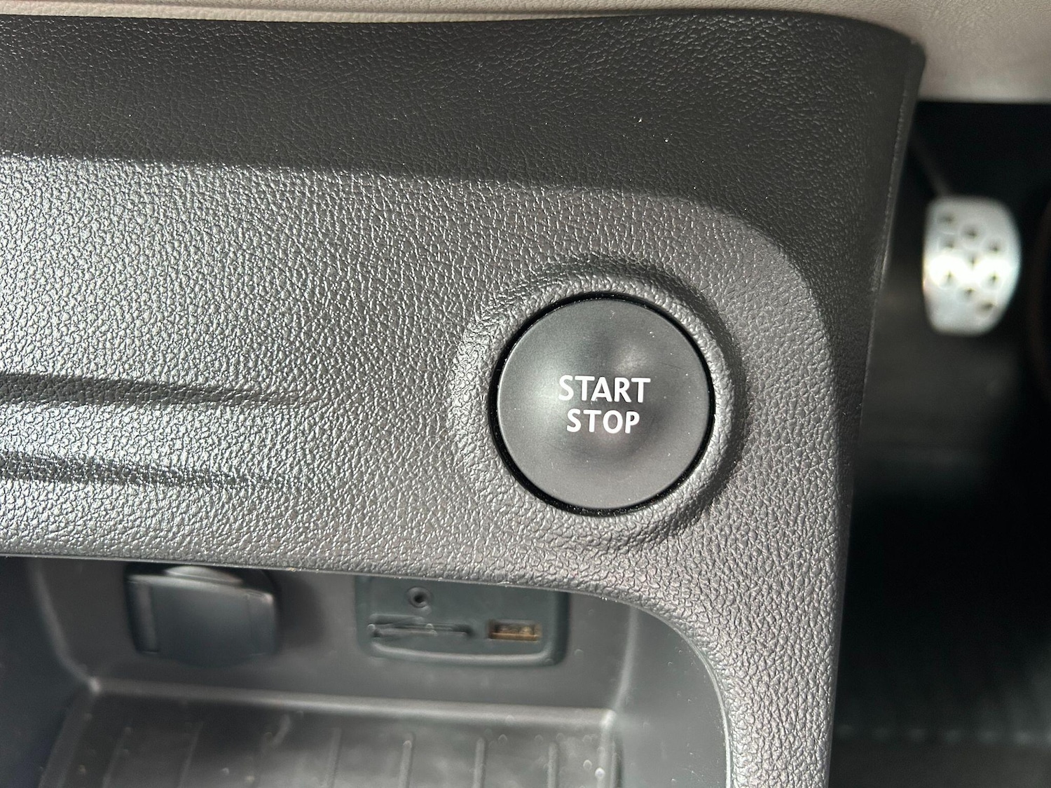 Used Renault Captur 2019 for sale - 76538817: Photo 17