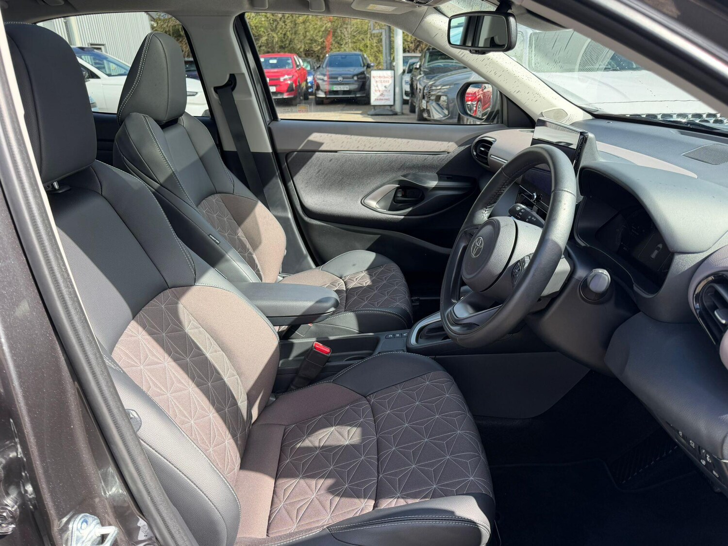 Used Toyota Yaris Cross 2024 for sale - 78157525: Photo 24