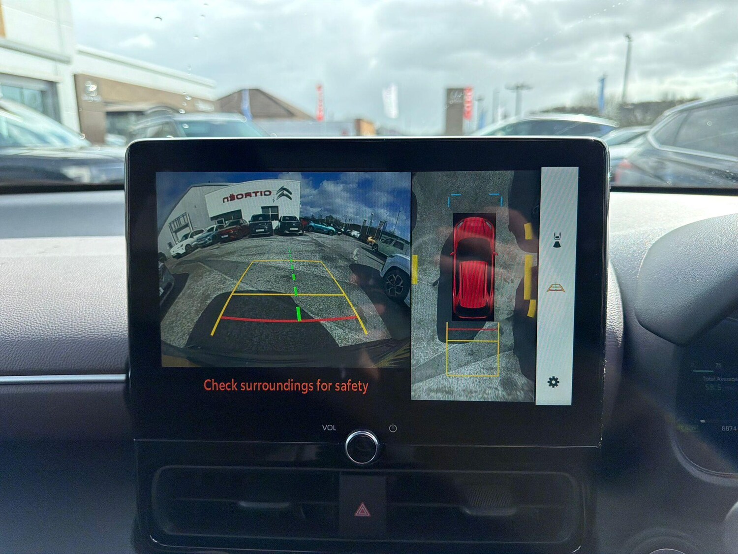 Used Toyota Yaris Cross 2024 for sale - 78157525: Photo 32