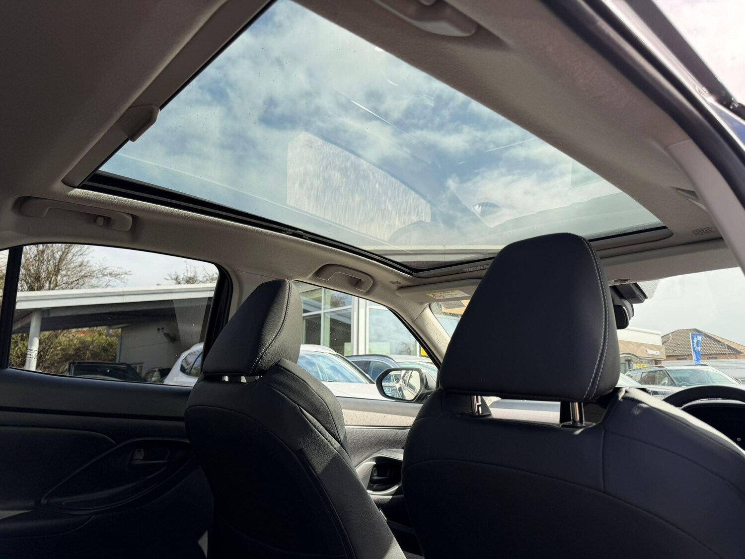 Used Toyota Yaris Cross 2024 for sale - 78157525: Photo 40