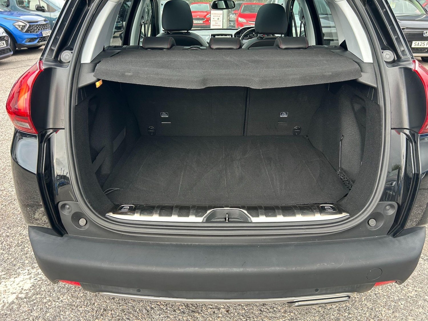 Used Peugeot 2008 2019 for sale - 76201359: Photo 9