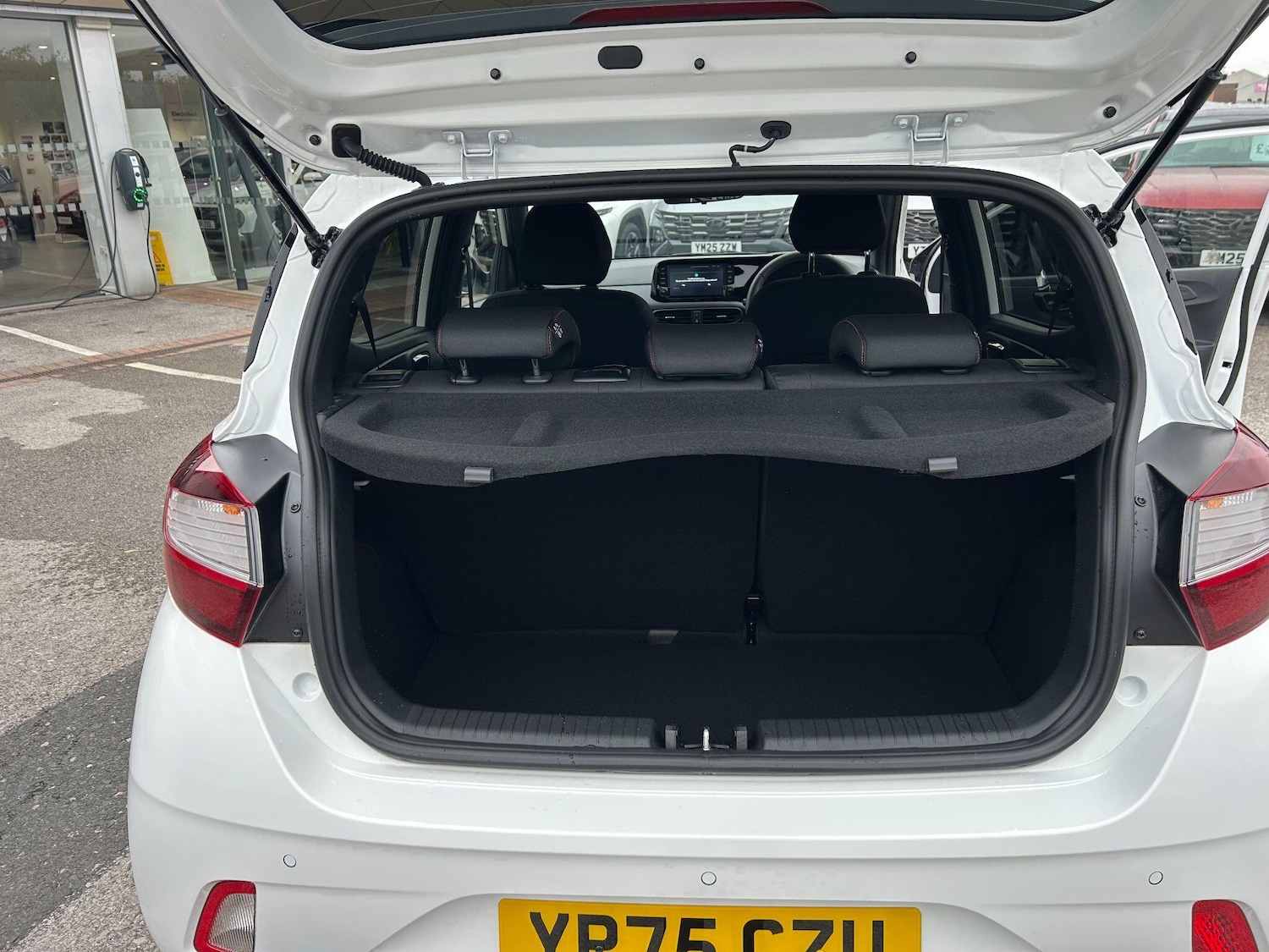 Used Hyundai i10 2025 for sale - 76307518: Photo 12