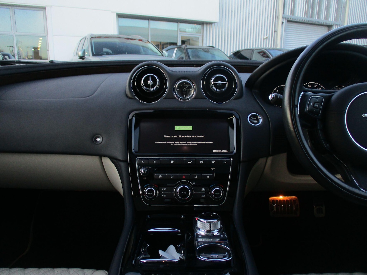 Used Jaguar XJ 2020 for sale - 76823604: Photo 24