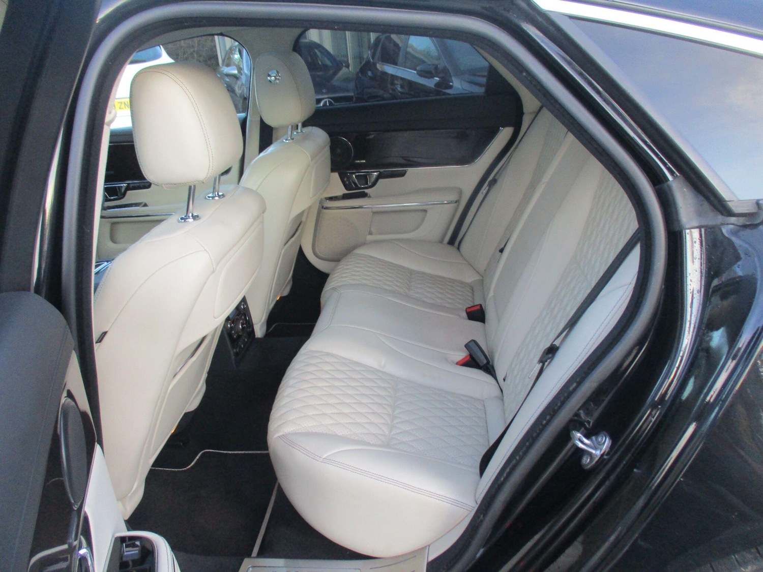 Used Jaguar XJ 2020 for sale - 76823604: Photo 39