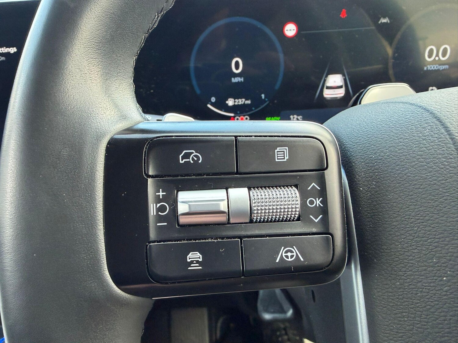 Used Hyundai Santa Fe 2024 for sale - 78157085: Photo 31