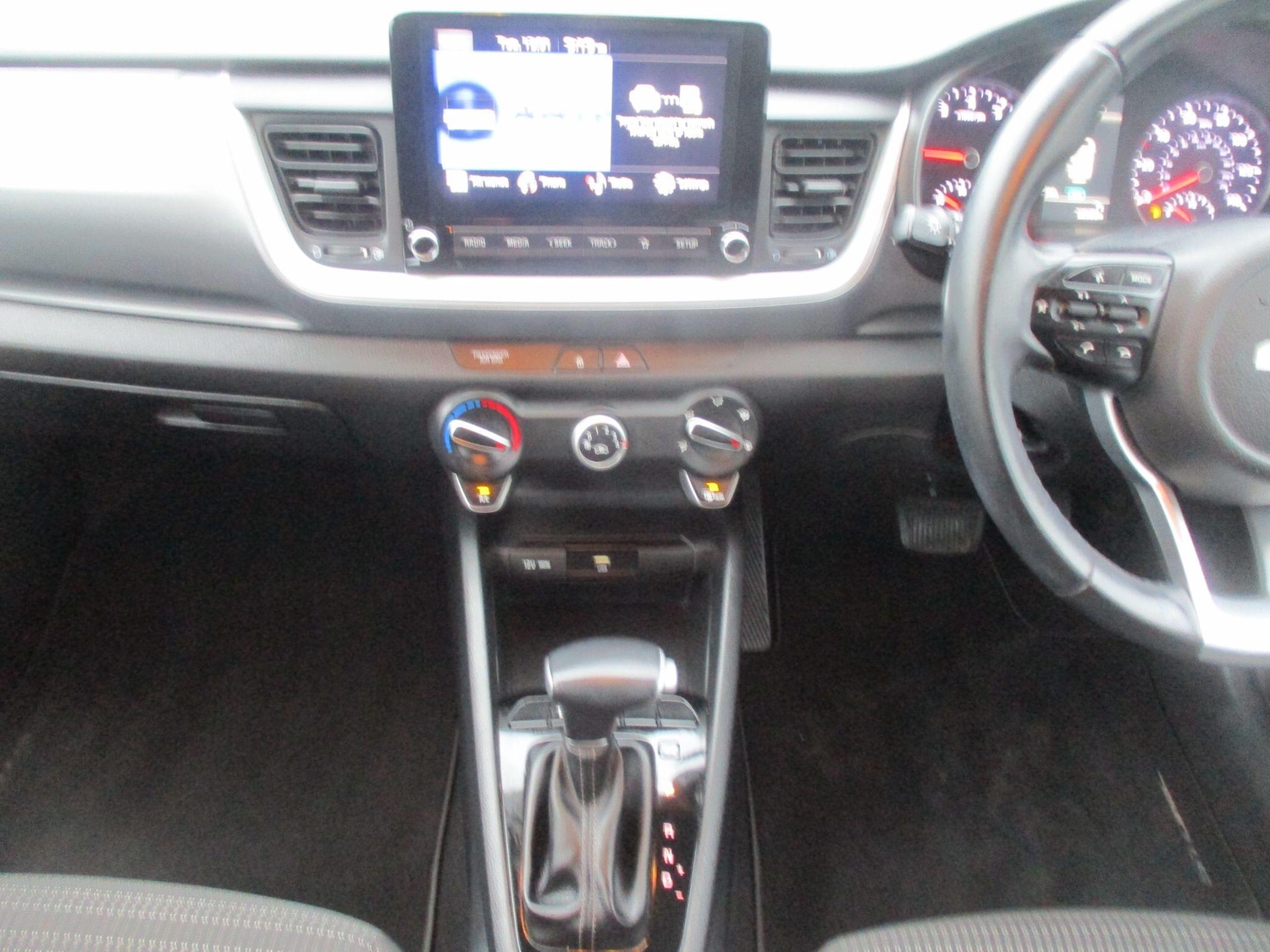 Used Kia Stonic 2022 for sale - 77306241: Photo 19