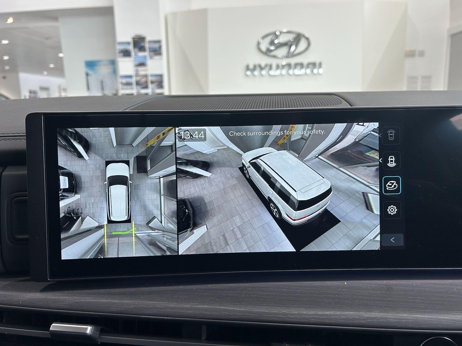 Used Hyundai Santa Fe 2025 for sale - 76644961: Photo 21