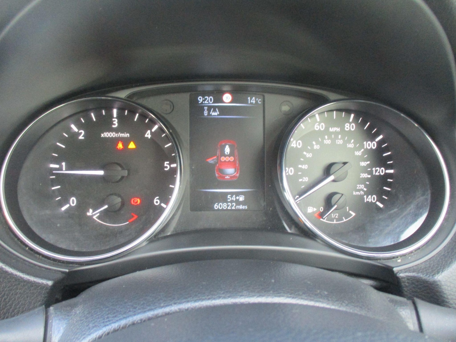 Used Nissan Qashqai 2015 for sale - 76432852: Photo 14