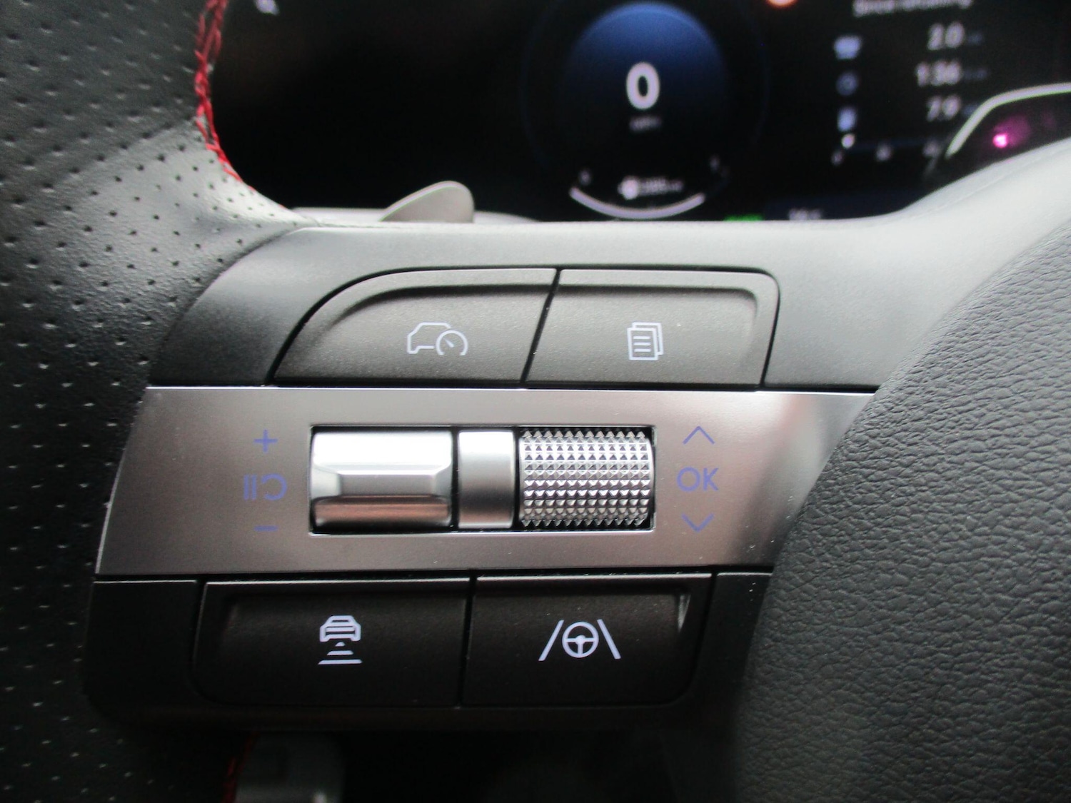 Used Hyundai KONA 2025 for sale - 76159104: Photo 21