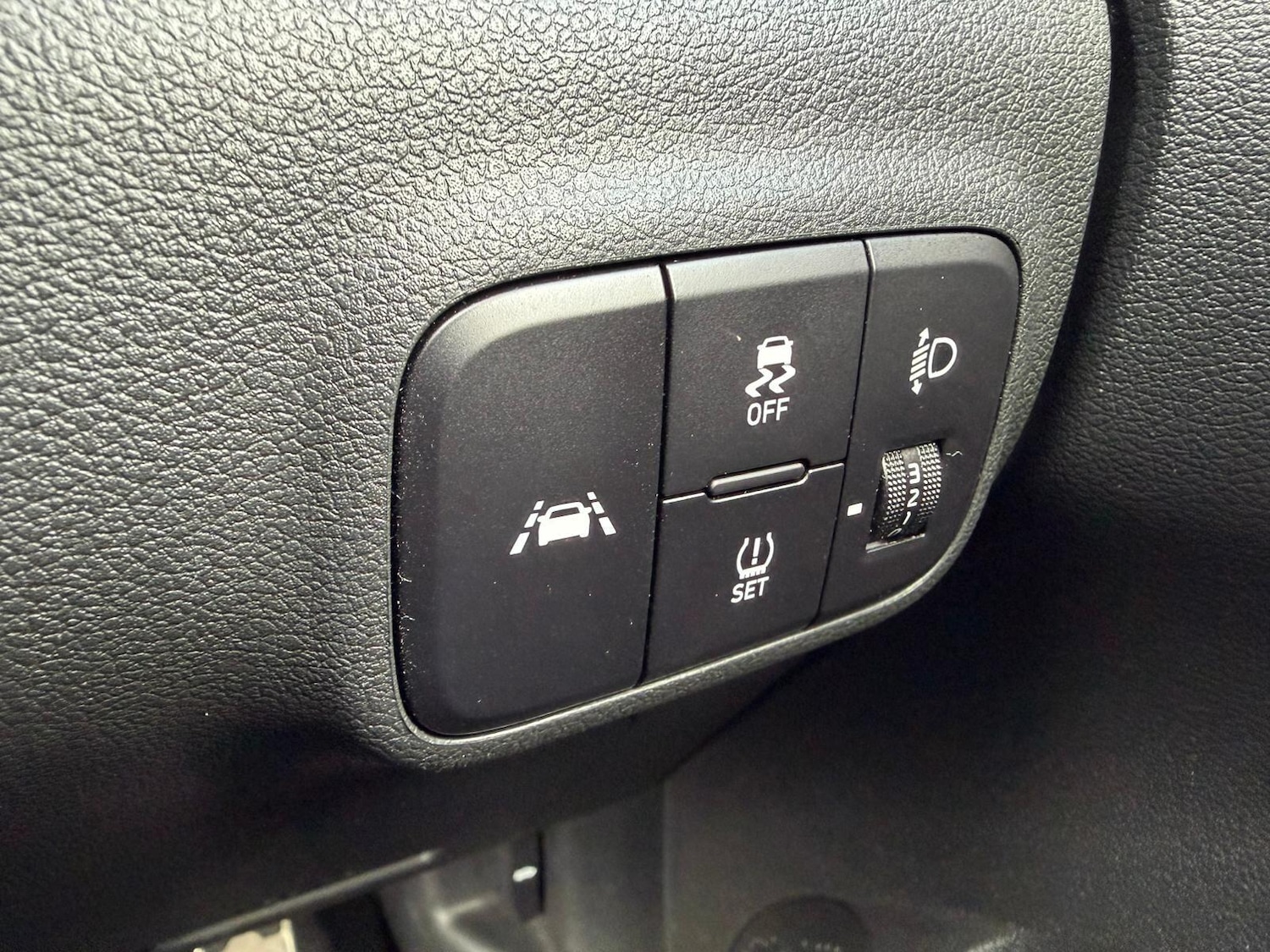 Used Hyundai i10 2023 for sale - 78184687: Photo 24