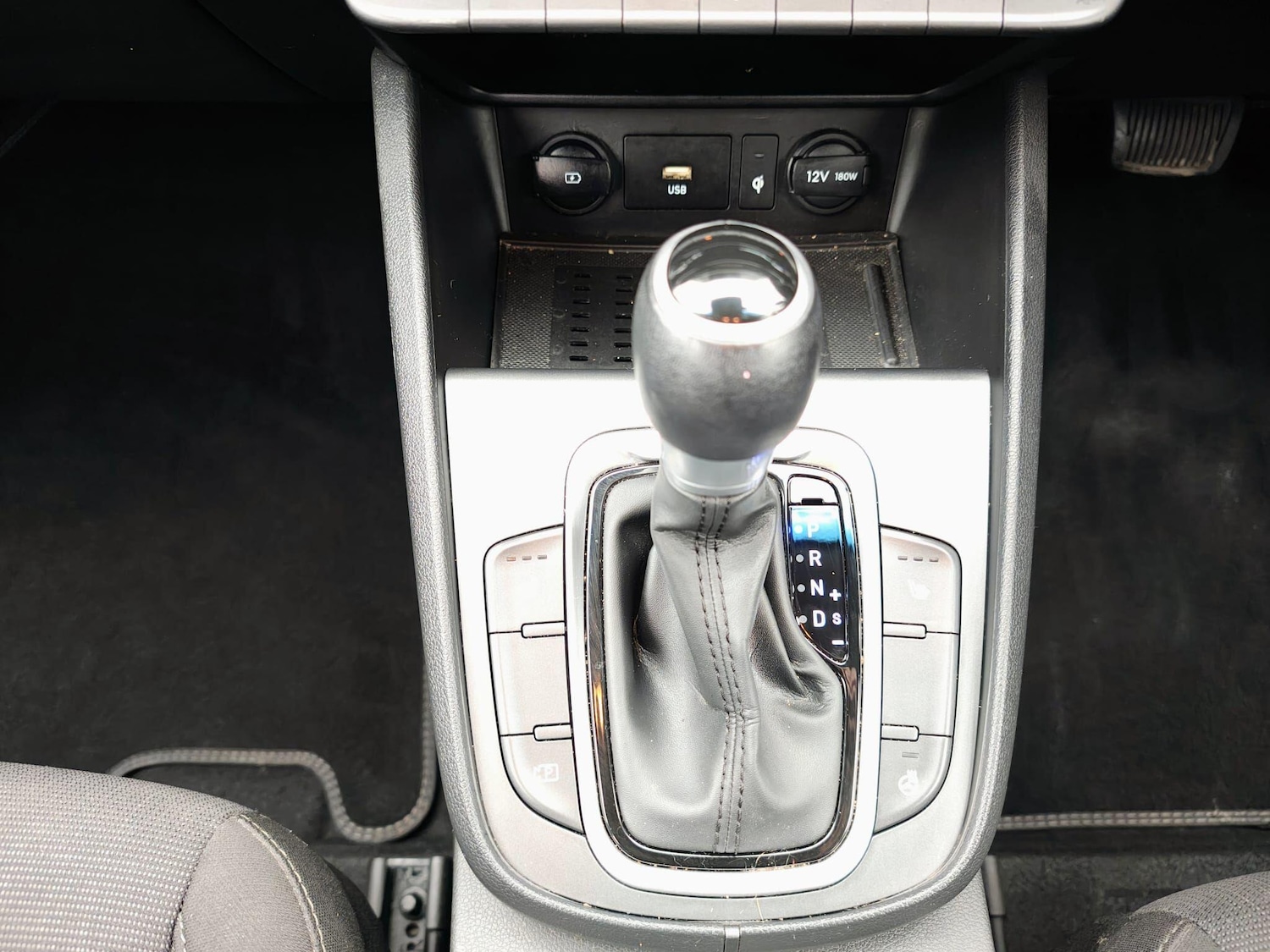 Used Hyundai KONA 2022 for sale - 77559352: Photo 19