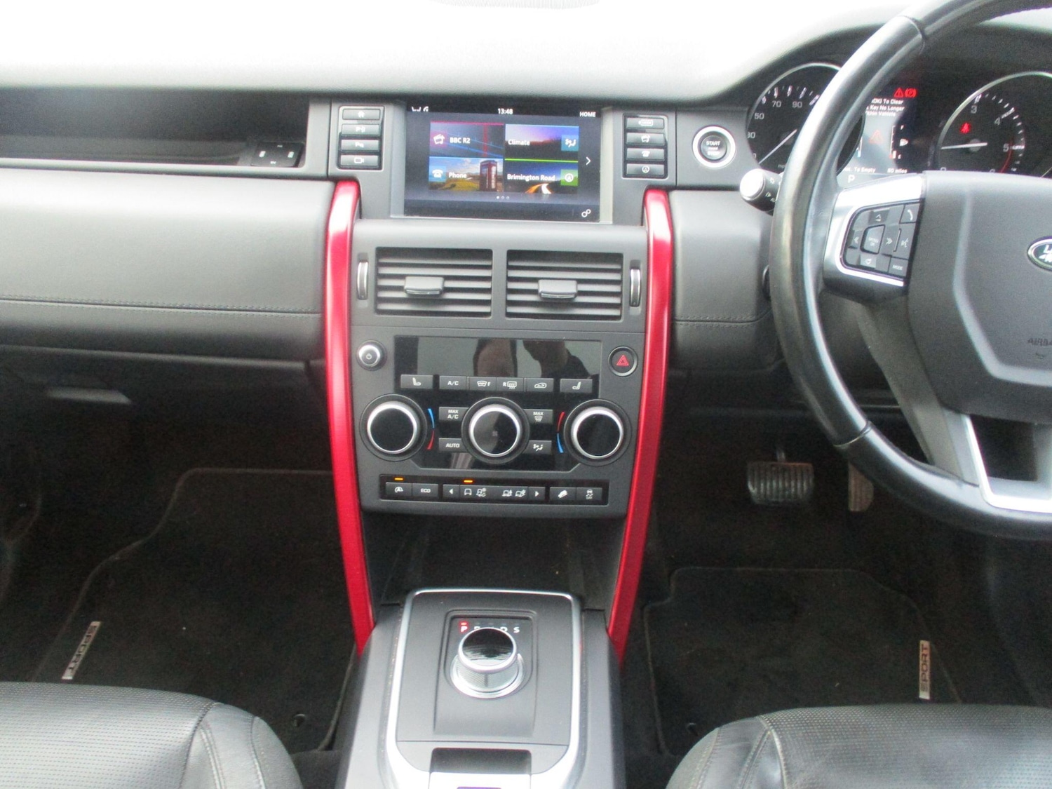 Used Land Rover Discovery Sport 2016 for sale - 76592658: Photo 18