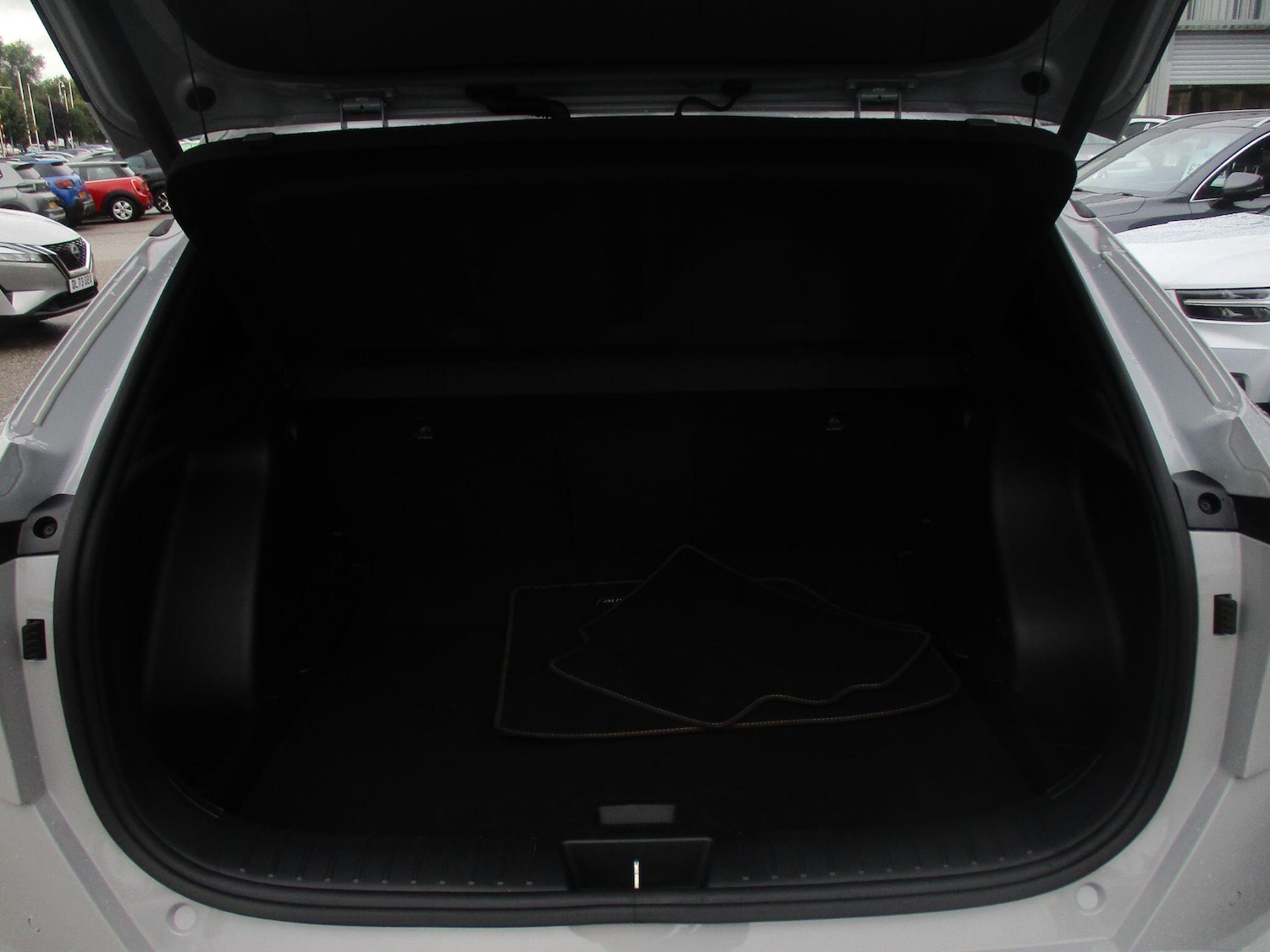 Used Hyundai KONA 2025 for sale - 76484596: Photo 12