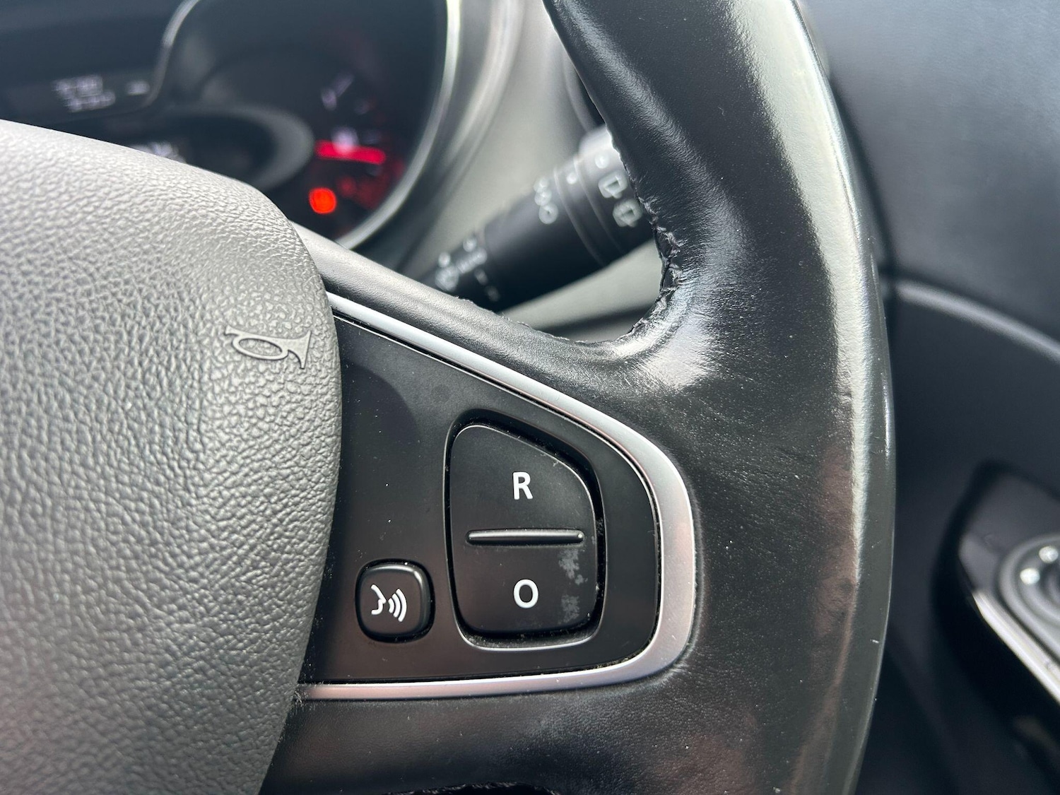 Used Renault Captur 2017 for sale - 77657936: Photo 17