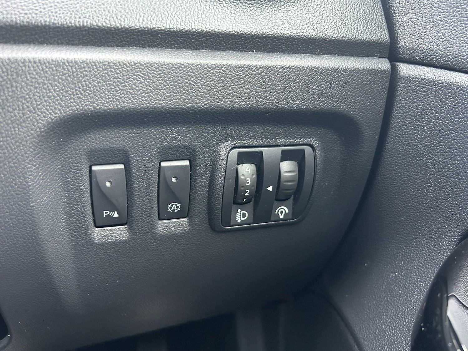 Used Renault Captur 2017 for sale - 77657936: Photo 18