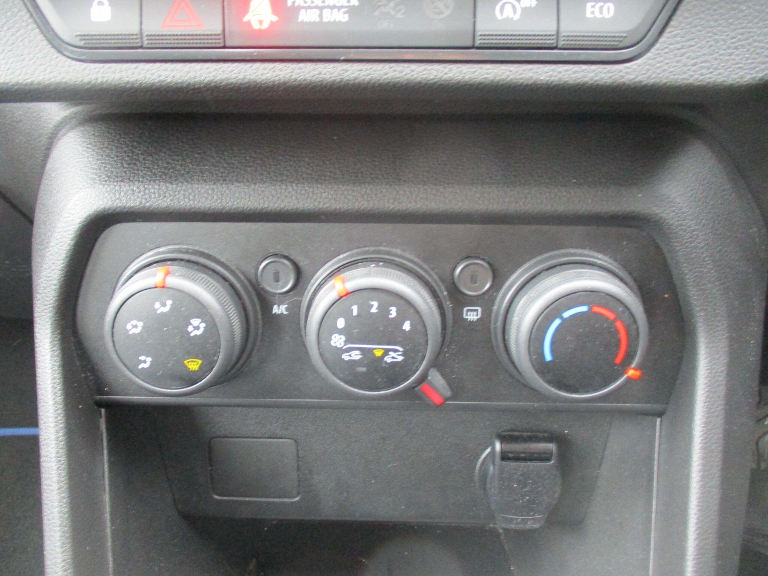 Used Dacia Sandero 2022 for sale - 76158946: Photo 15