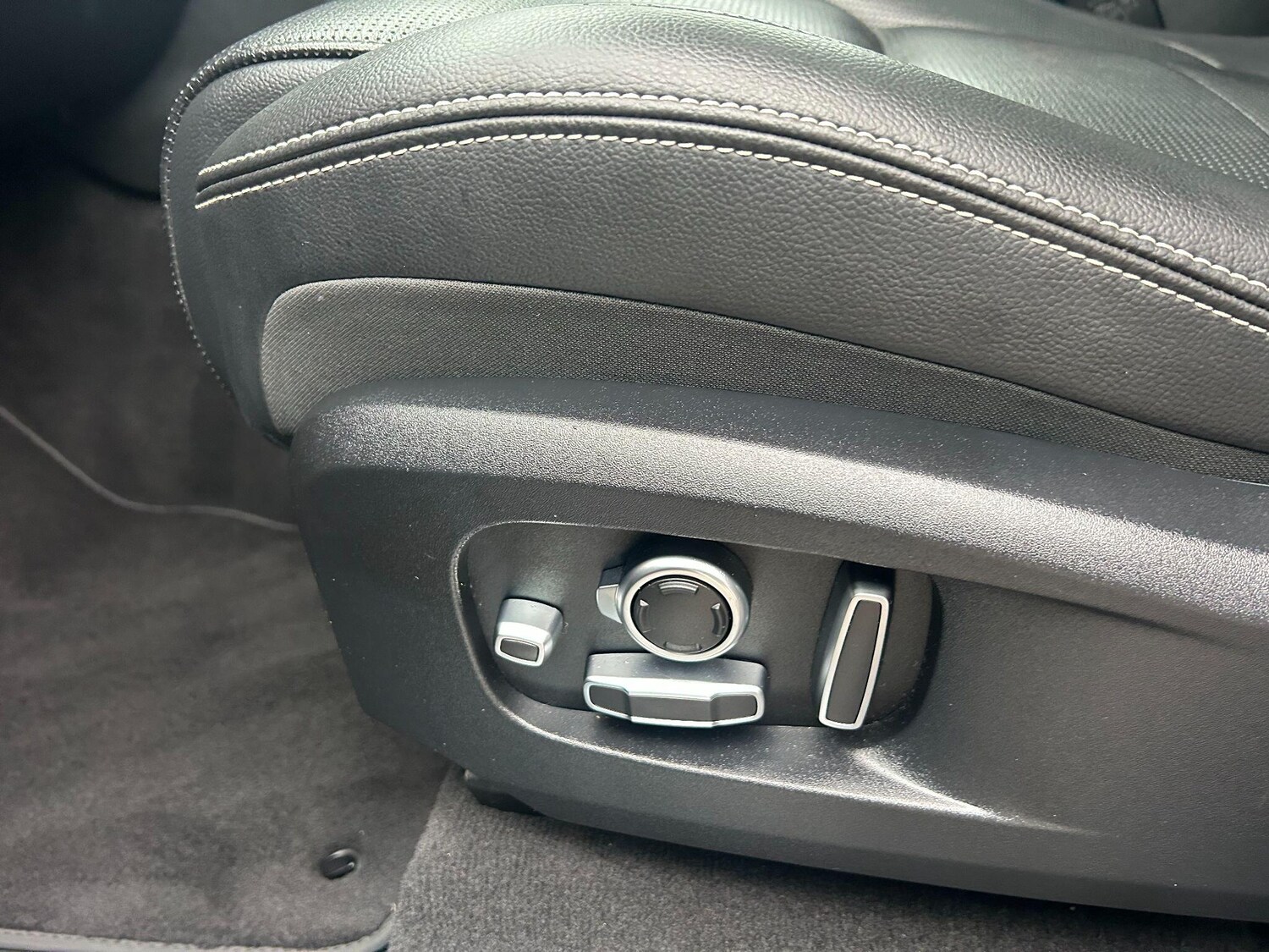 Used Jaguar F-Pace 2021 for sale - 77586081: Photo 41