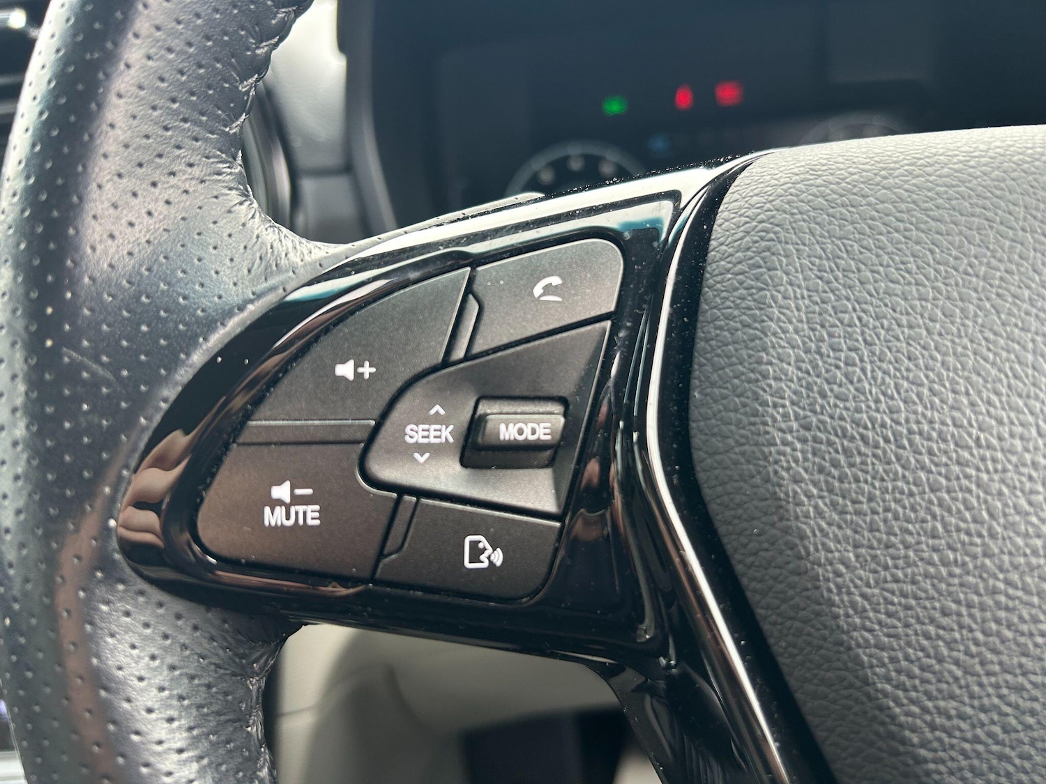 Used Ssangyong Tivoli 2022 for sale - 77412271: Photo 12