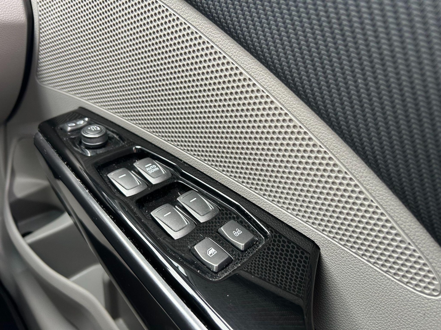 Used Ssangyong Tivoli 2022 for sale - 77412271: Photo 14