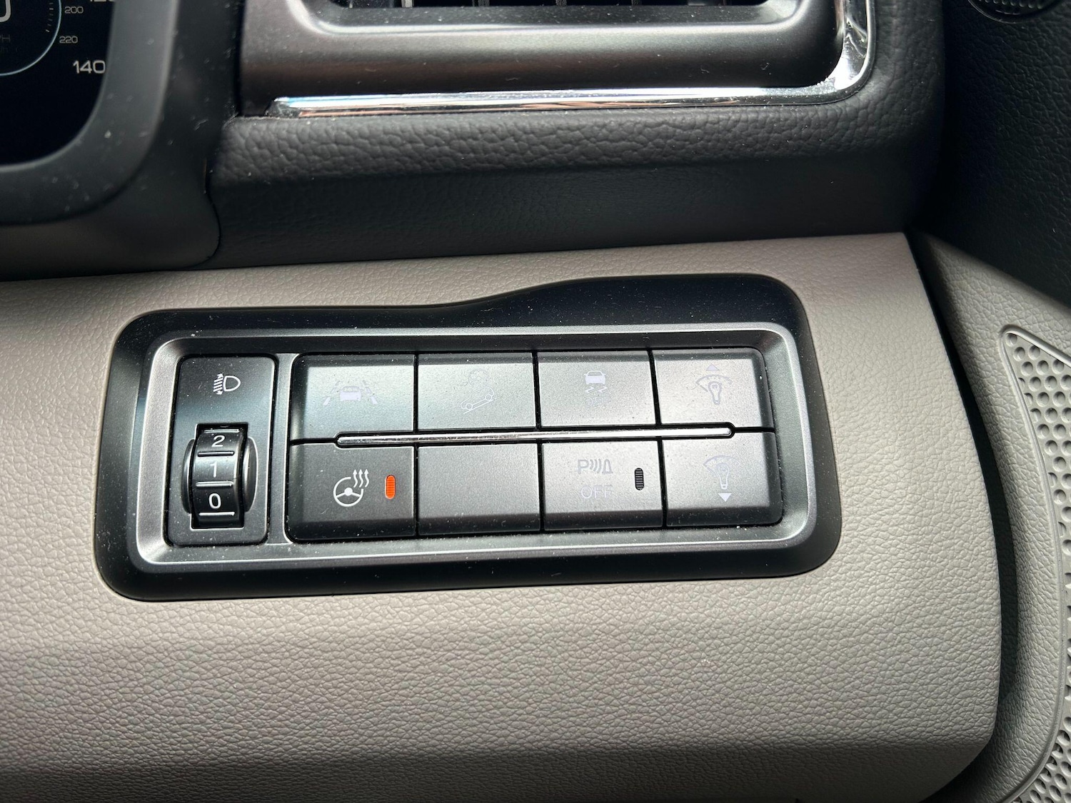 Used Ssangyong Tivoli 2022 for sale - 77412271: Photo 15