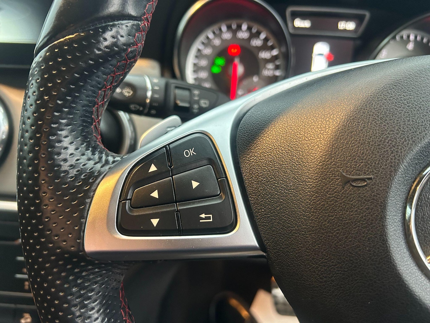 Used Mercedes-Benz GLA 2016 for sale - 77670516: Photo 18