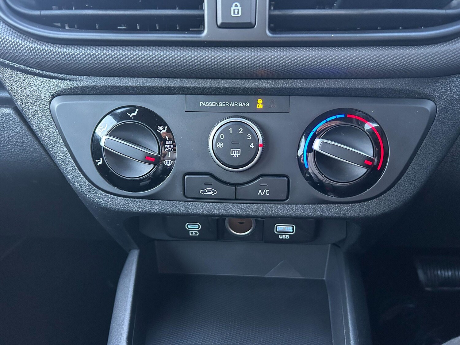 Used Hyundai i10 for sale - 77456270: Photo 19