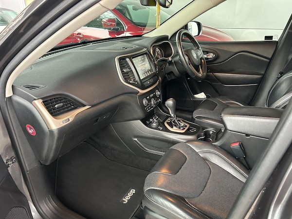 Used Jeep Cherokee 2016 for sale - 76228039: Photo 25