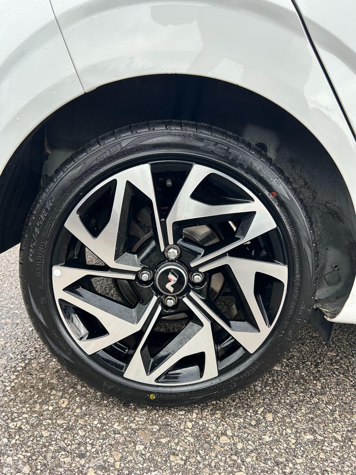 Used Hyundai i10 2023 for sale - 76440740: Photo 11